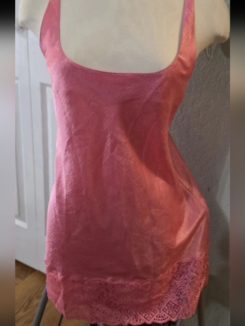Vtg Victoria's Secret Pink Slip Dress Detailed Lace Trim Y2K 90s Nightgown Sexy